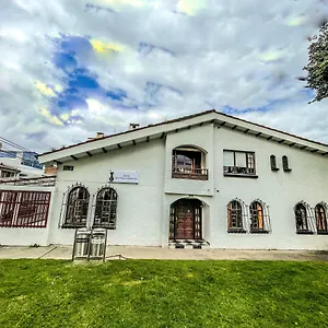 Mendoza Boutique - Cerca Aeropuerto El Dorado Отель